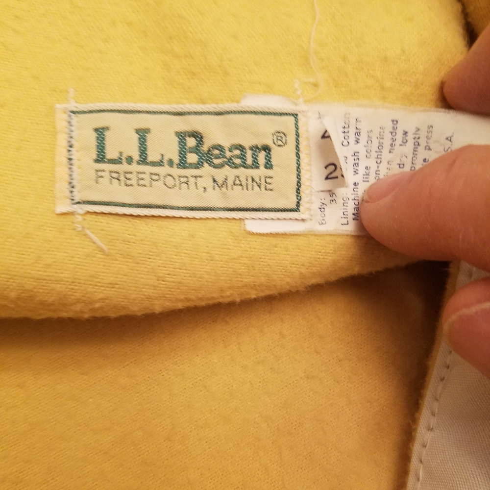 Men's LL. Bean  flannel lined khaki trousers.